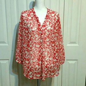 Gibson Red and White Floral Blouse XL